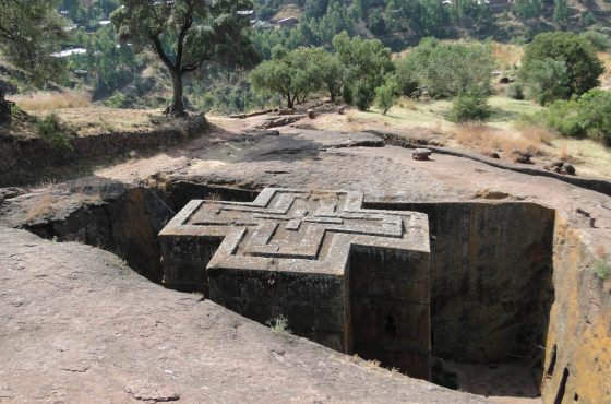 8-Day Lalibela Tour And Thrilling Gorilla & Chimp Trek