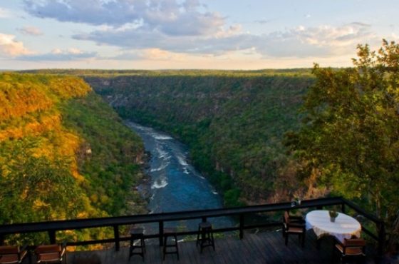 10-Day Madagascar & Victoria Falls Thrilling Vacation